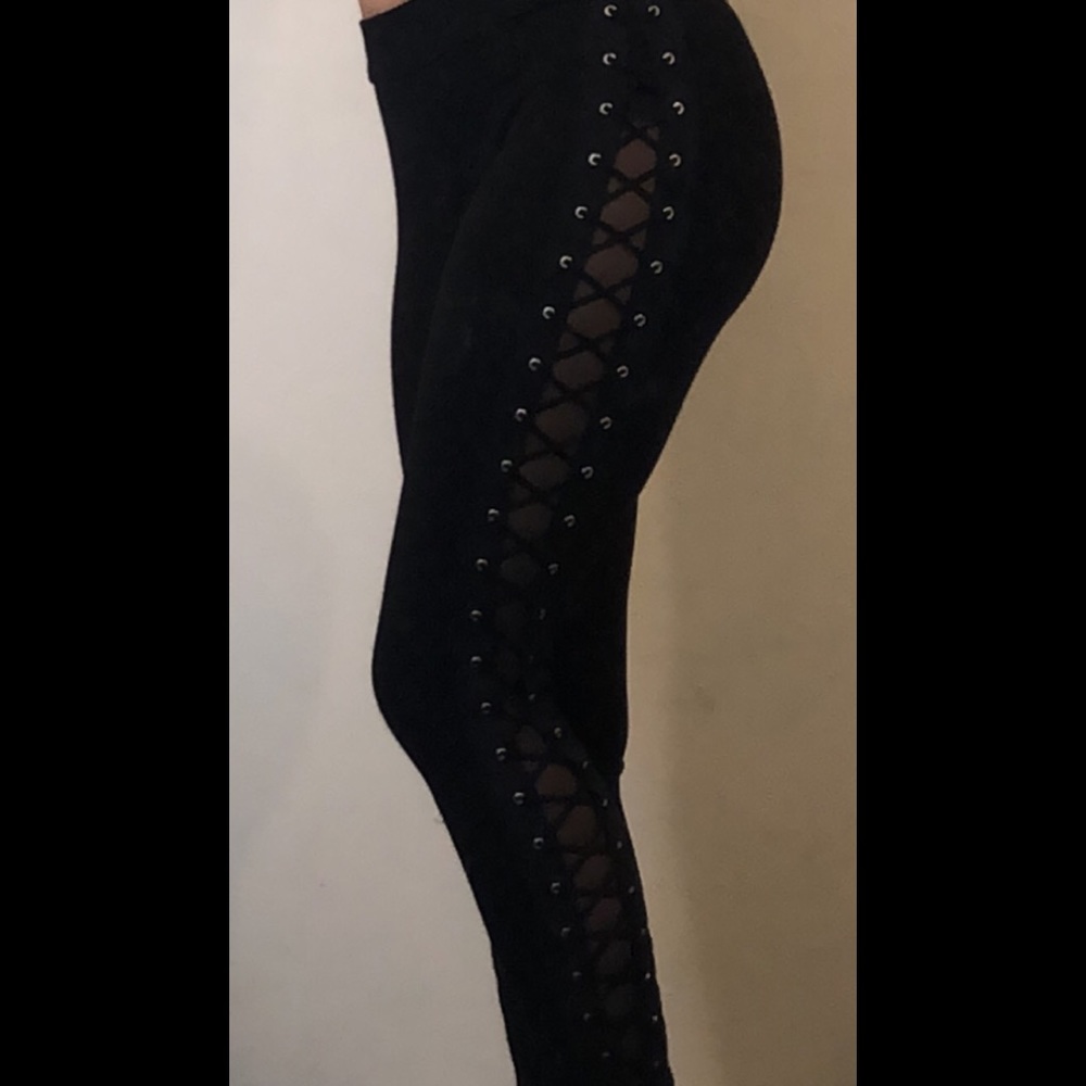 GUESS pants